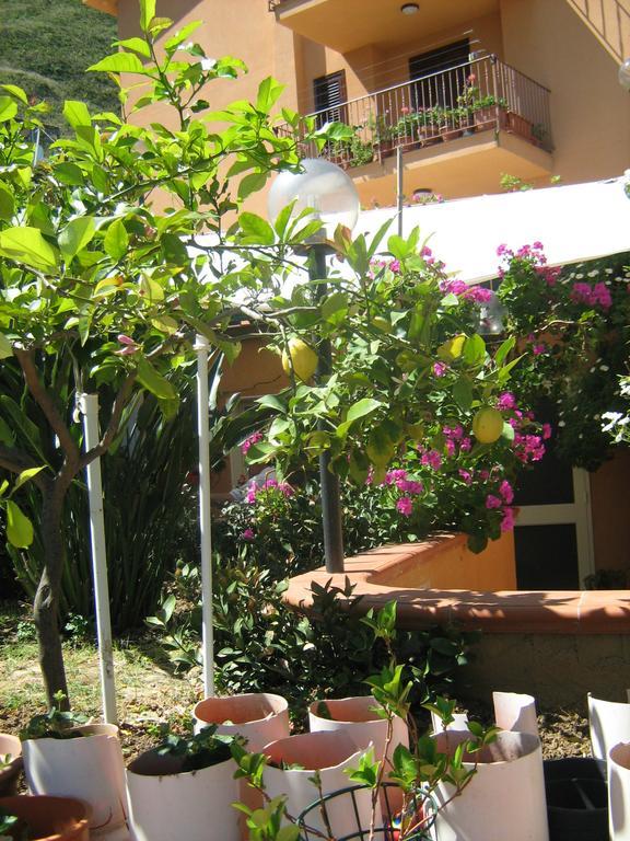 Ferienwohnung Terrazza Mimosa Cefalù Exterior foto